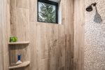 Master bathroom en suite custom tiled shower